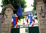 Entr&eacute;e d'une pr&eacute;fecture